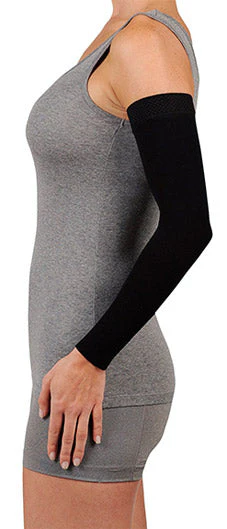 Juzo Dynamic MAX Arm Sleeve w/Silicone Dot Band, 20-30 mmHg (3511MXCGSB) - Image 4