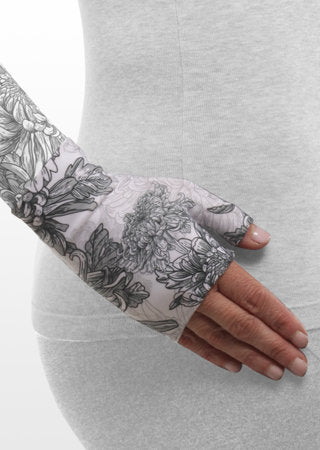 Juzo Soft Gauntlet w/Thumb (FLORAL GRAY)