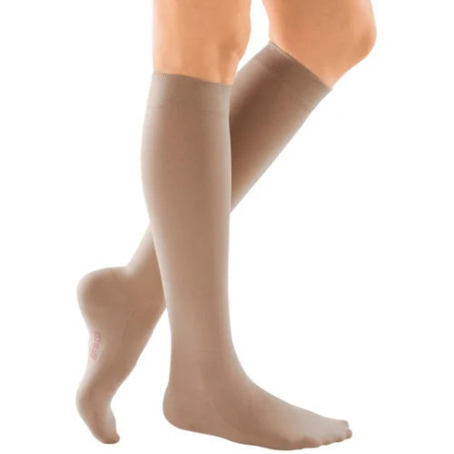 Mediven Comfort, 20-30 mmHg, Extra-Wide Calf Knee High w/Silicone Band - Image 2