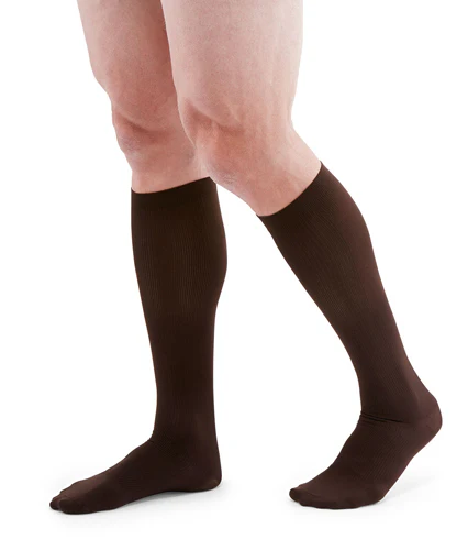 Mediven for Men Classic, 15-20 mmHg, Knee High, Extra-Wide Calf, Closed Toe - Image 3