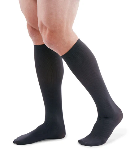 Mediven for Men Classic, 20-30 mmHg, Knee High, Closed Toe - Image 2