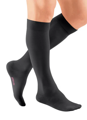 Mediven Plus, 20-30 mmHg, Knee High, Closed Toe - Image 3