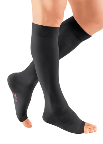 Mediven Plus, 30-40 mmHg, Knee High w/Extra Wide Calf, Open Toe - Image 2