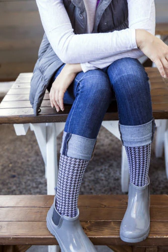 Mediven Rejuva Houndstooth, 15-20 mmHg, Knee High, Closed Toe