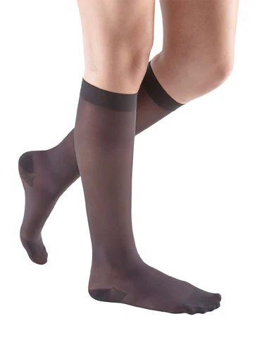 Mediven Sheer & Soft, 20-30 mmHg, Knee High, Closed Toe - Image 2