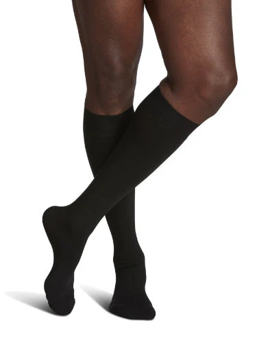 Sigvaris 552C Secure, 20-30 mmHg, Knee High, Closed Toe, Silicone Dot Band - Image 3