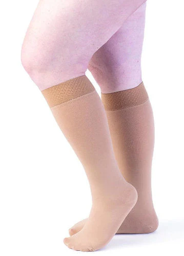 Sigvaris 554C Secure, 40-50 mmHg, Knee High, Closed Toe, Silicone Dot Band - Image 4