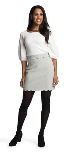 Sigvaris 752N Medium Sheer, 20-30 mmHg, Thigh High, Closed Toe - Image 2