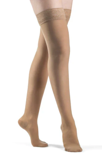 Sigvaris 781N Sheer, 15-20 mmHg, Thigh High, Grip Top, Closed Toe - Image 7
