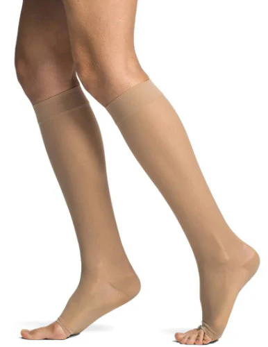 Sigvaris 782CO Sheer, 20-30 mmHg, Knee High, Open Toe - Image 5