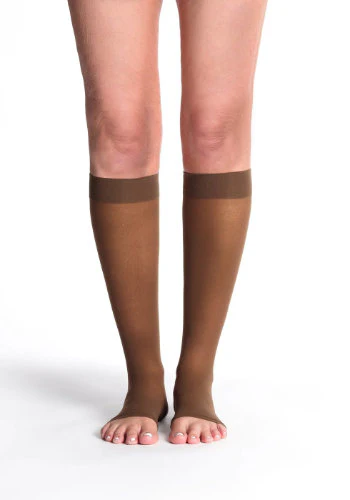 Sigvaris 782CO Sheer, 20-30 mmHg, Knee High, Open Toe - Image 7