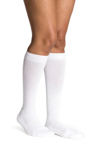 Sigvaris 962C Unisex Dynaven Cushioned, 20-30 mmHg, Knee High, Closed Toe