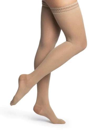 Sigvaris 982N Women's Dynaven Sheer, 20-30 mmHg, Thigh High, Closed Toe